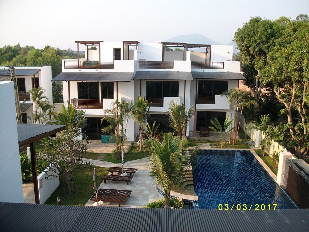 Oasis Garden & Pool Villa At Vip Resort Ban Phe Exterior photo